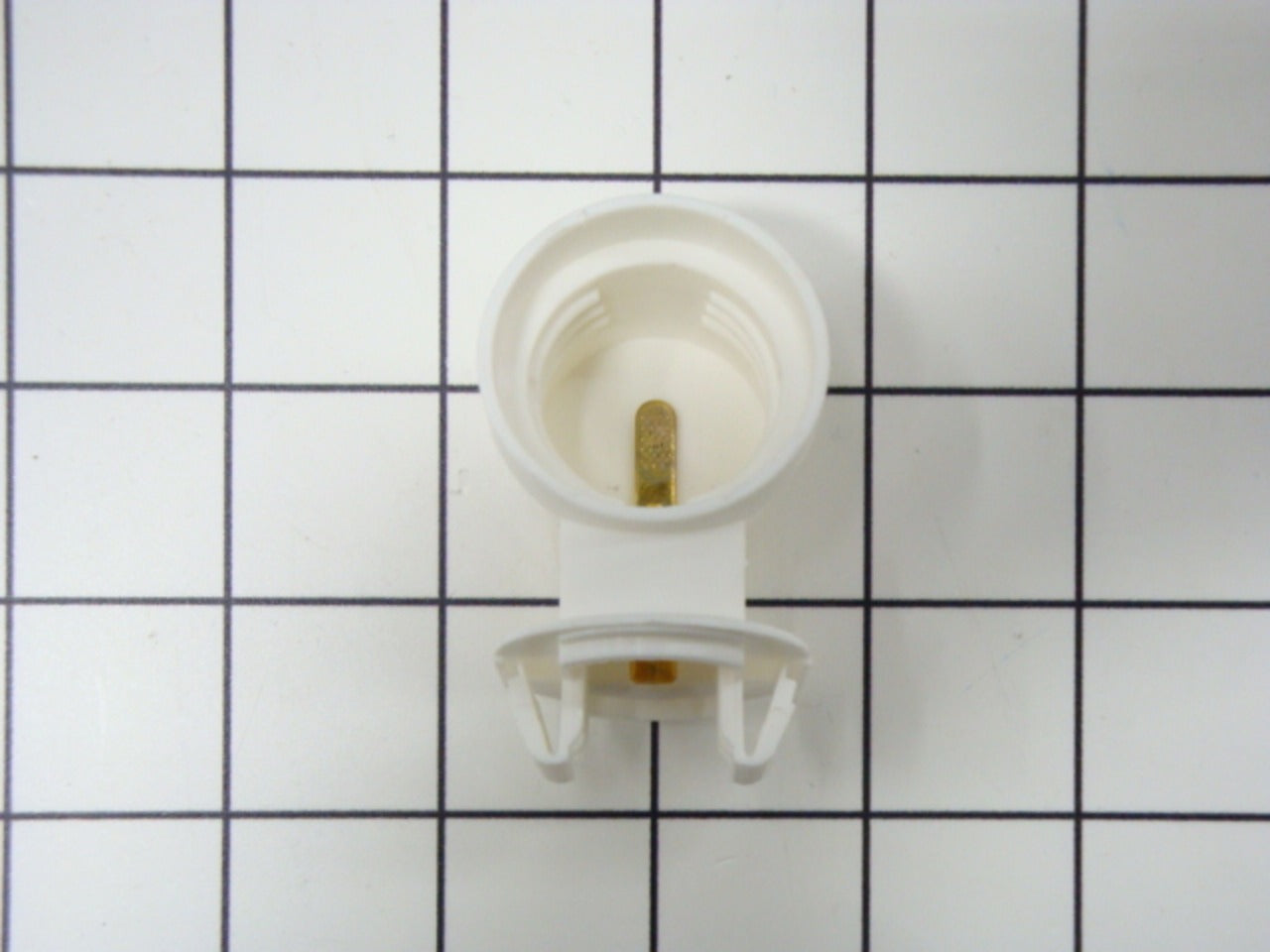 FRIGIDAIRE Frigidaire 241559801 Light Socket 40W (1 Pack) AP3757769