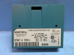 Honeywell R7847A1025 Flame Signal Amplifier - 0.8 or 1.0 Second Response - 5 Volts