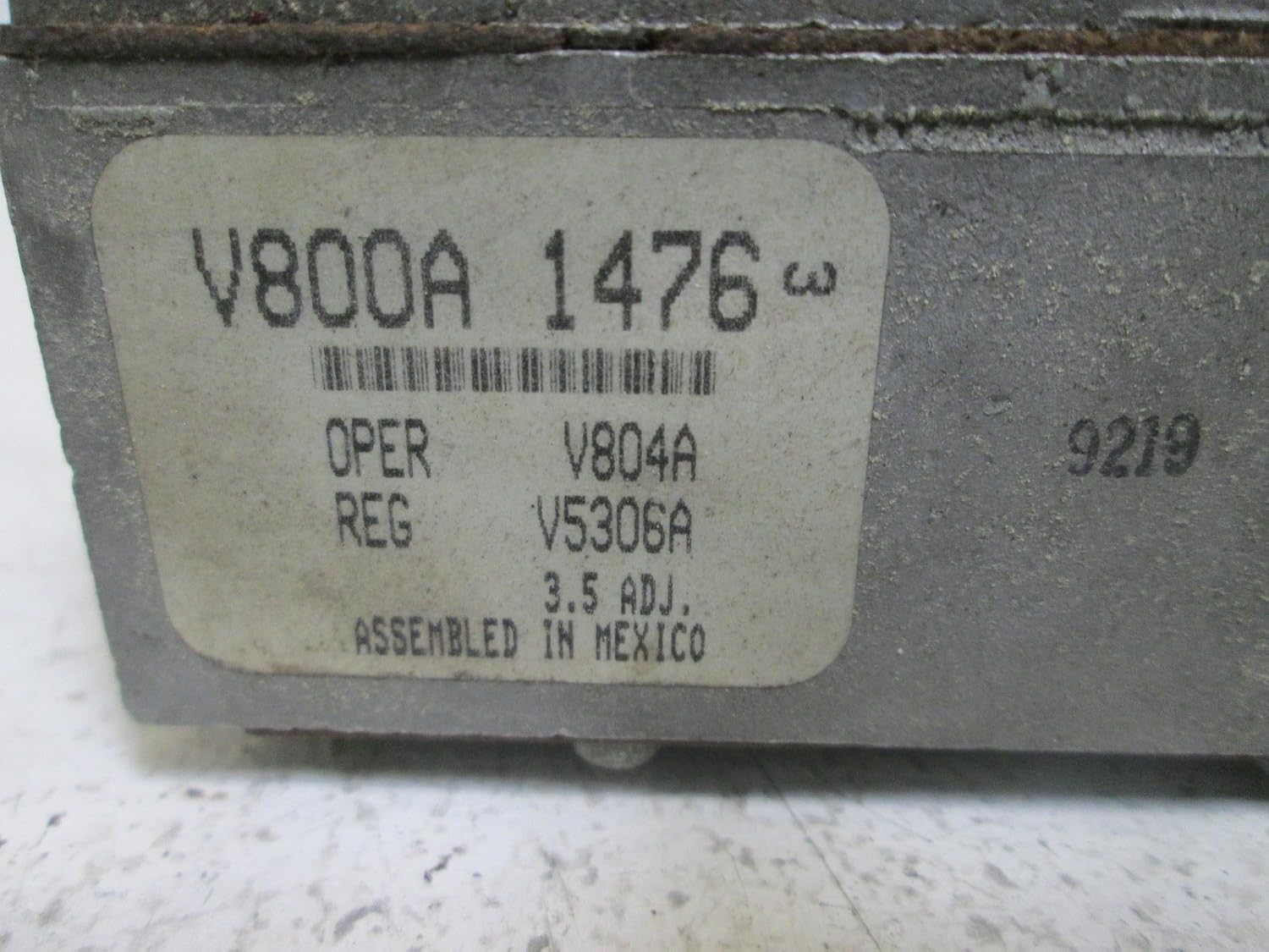 Honeywell V800A1476 24 Vac Standing Pilot Gas Valve Power (1) Replacement MPN