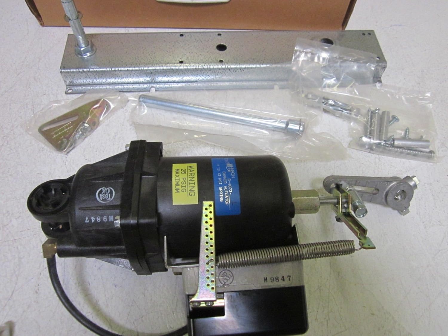 Johnson Controls D-4073-1 Damper Actuator - Pneumatic Piston 8-13 psi