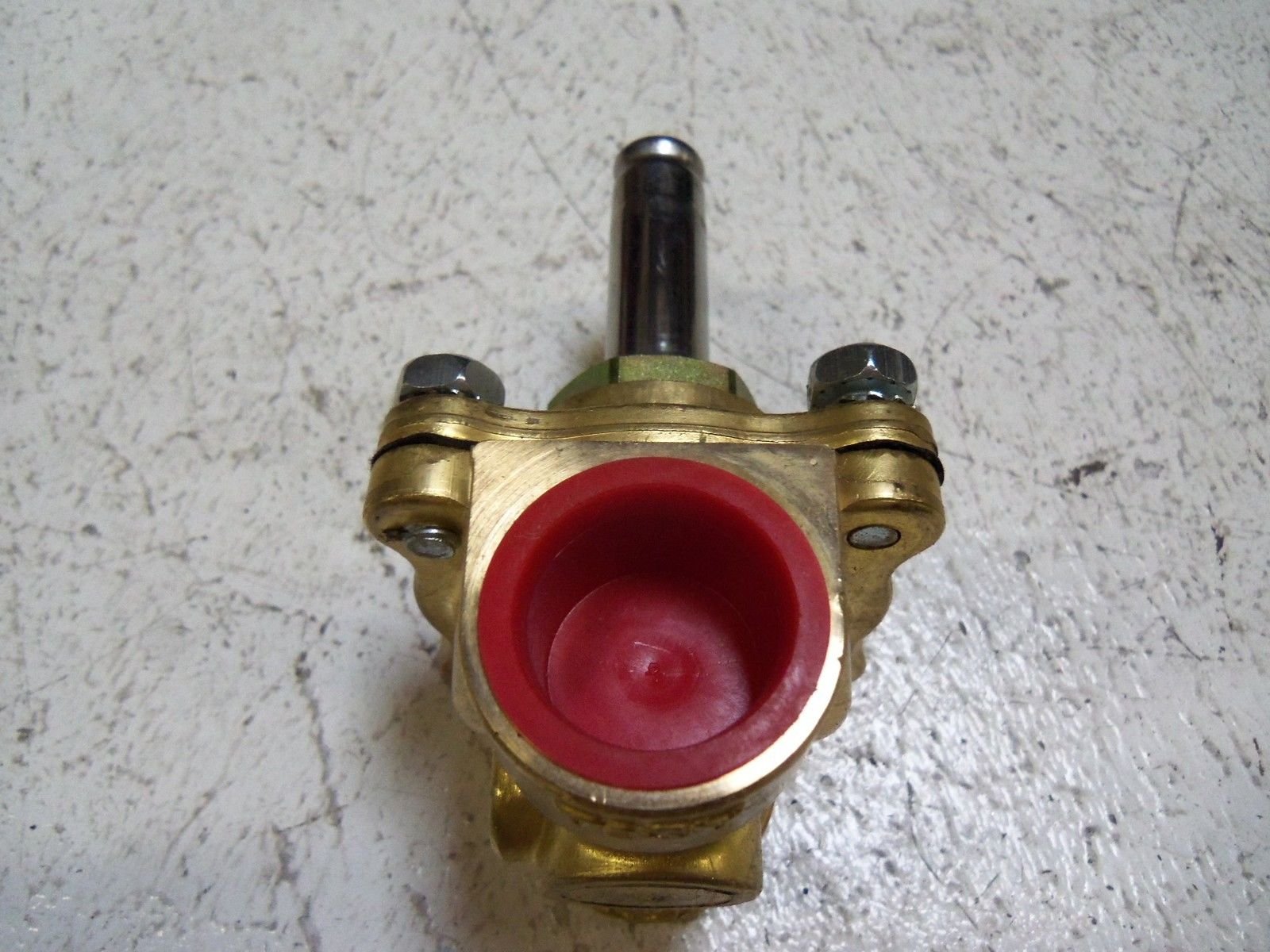 Parker 08F22C2140AAF Solenoid Valve for Air, Water, and Oil Control