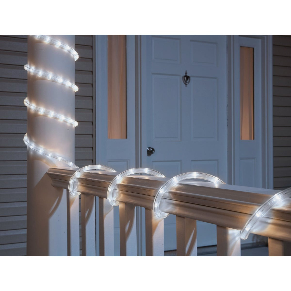 OSRAM Sylvania V55041-74 Led Rope Light Set 9 Ft Cool White