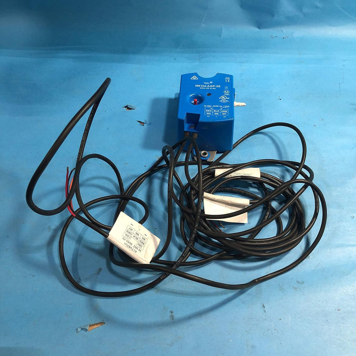 Johnson Controls M9104-AGP-2S Electric Actuator Cable Floating Rotary