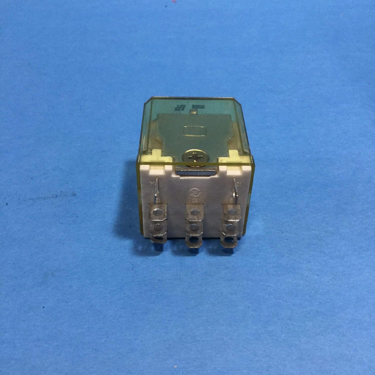 IDEC RH3B-UAC24V Power Relay 24VAC 10A 3PDT Blade Terminals Compact Power Relay