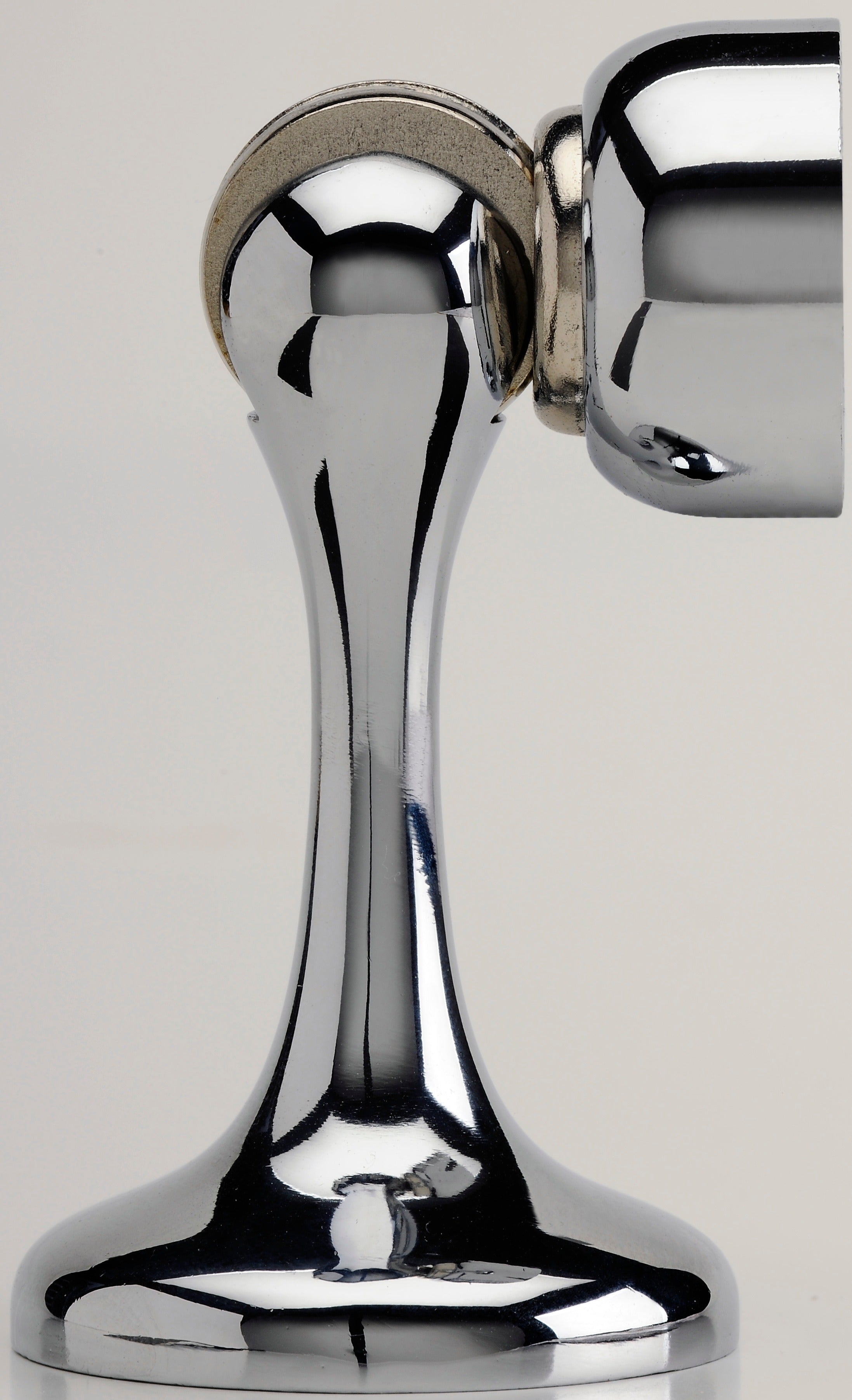 SOSS Soss MDHBUS26HS Magnetic Door Holder Stop Bright Chrome