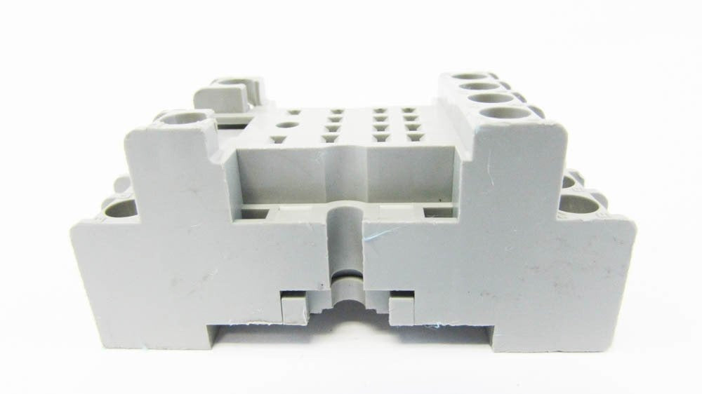 IDEC Idec SY4S-05C Fingersafe Socket 7 A 300 V (14-Pin)