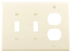 Crouse-Hinds PJ28LA EWD PJ28LA Wallplate 3G 2Toggle 1Du