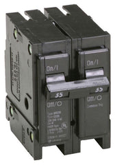 EATON BR235 Type BR Plug-On Circuit Breaker 240 VAC 35 Amp 10 kAIC 2-Pole