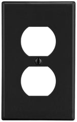 Hubbell P8BK Wallplate, 1-G, 1) DUP, BK