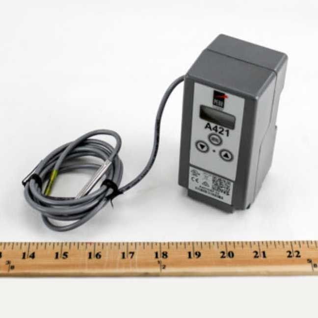 Johnson Controls A421GBF-02 Electronic Temperature Control 24V SPDT -40 to 212F 6ft Sensor NEMA1