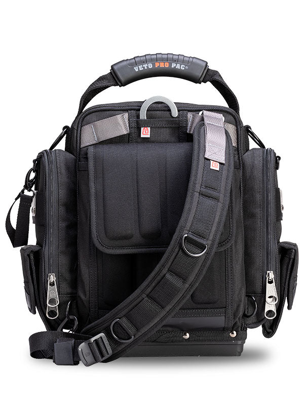 MB5B_Blackout_0005_MB5B_Blackout_0042.jpg