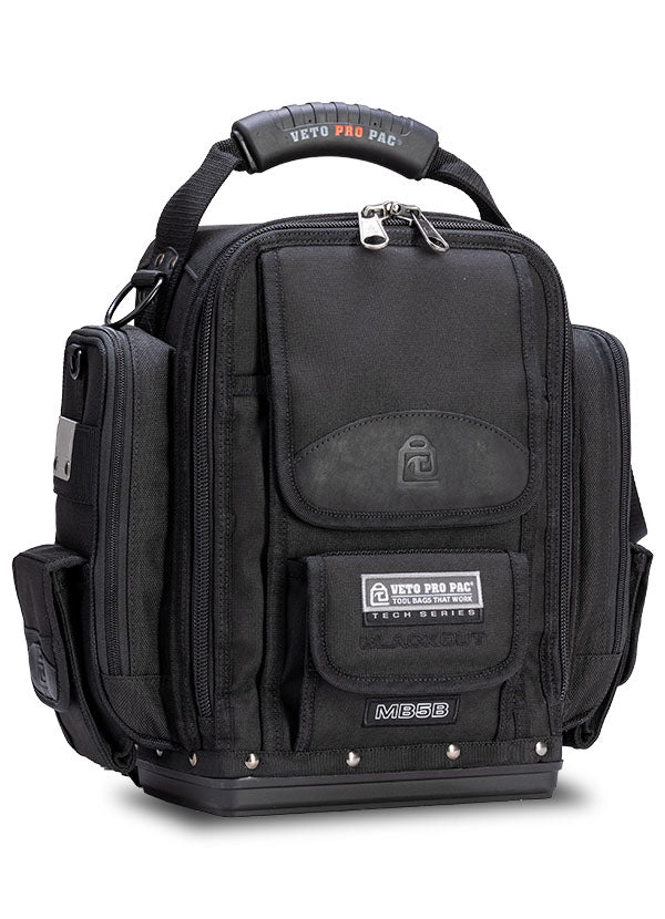 MB5B_Blackout_0013_MB5B_Blackout_0011-1.jpg