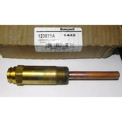 Honeywell 123871A 3/4 NPT Copper Well Assembly