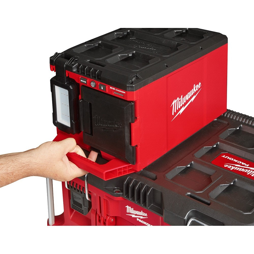 MILWAUKEE Milwaukee 2357-20 M18 Packout Light/Charger 3000 Lumens (Packout Compatible)