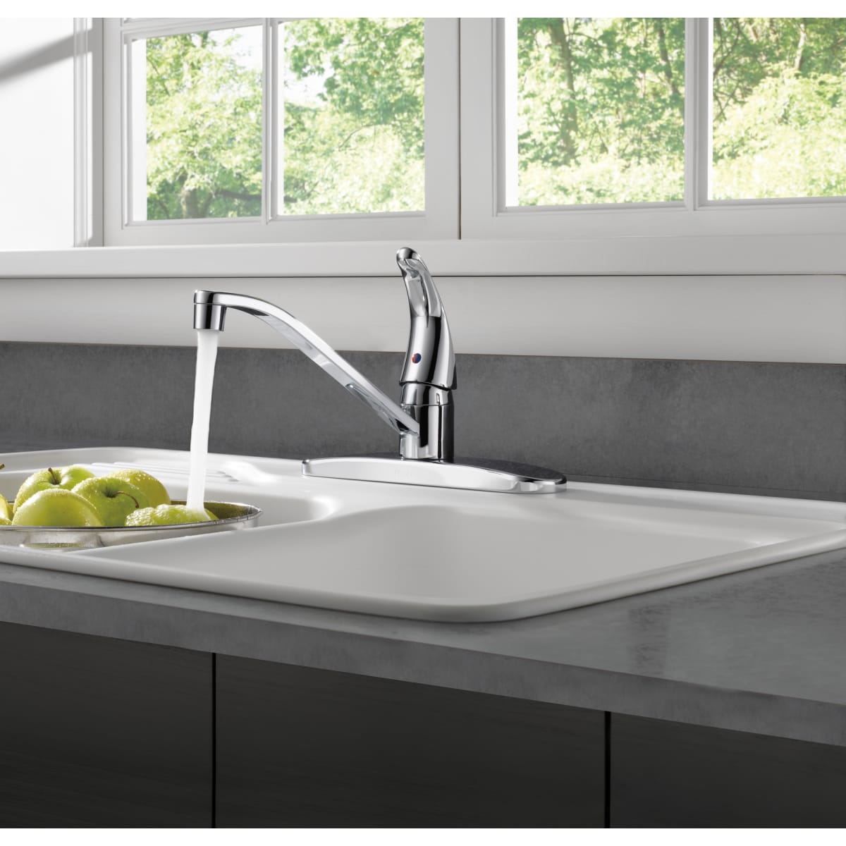 Peerless Faucet P110LF Peerless Core: Single Handle Kitchen Faucet in Chrome