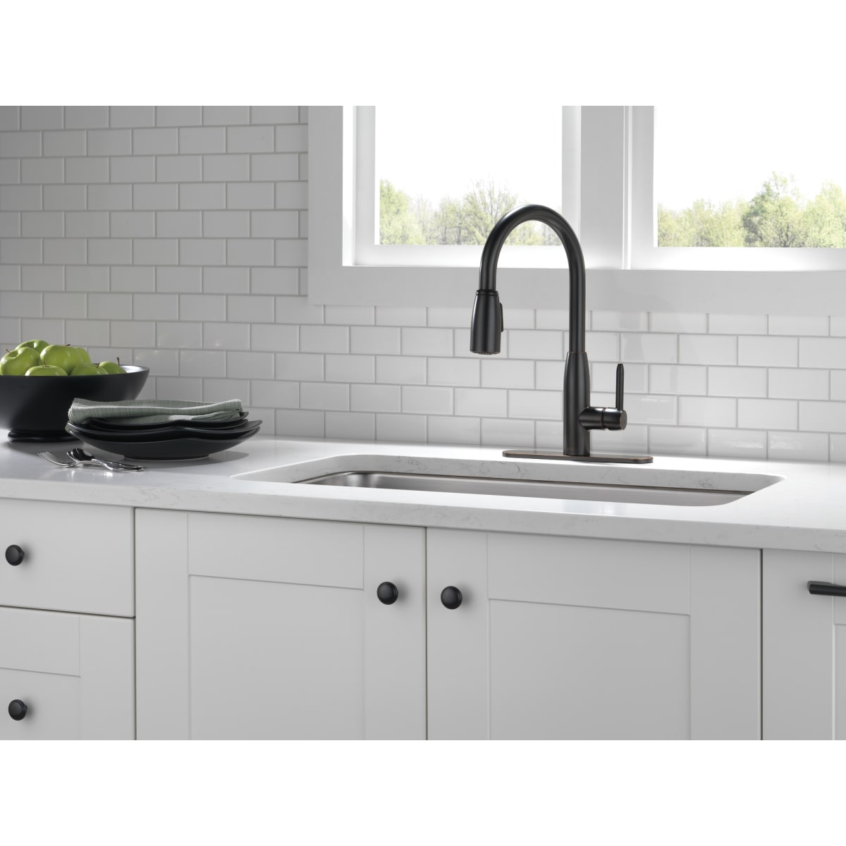 Peerless Faucet P188103LF-OB: Single Handle Kitchen Pull-Down in Oil Rubbed Bronze