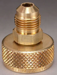 Yellow Jacket 19105 Cylinder Valve Adapter 3/4 Inch MPT Finger Tight with 1/4 Inch Male Flare for 125 and 145 Lb Cylinder