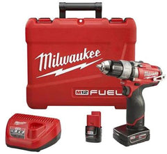 Milwaukee 2403-22 M12 FUEL 1/2 Drill Driver Kit