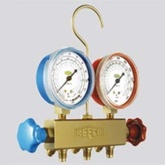 Refco 4675440 Apex Brass 2-Way Manifold with 5 ft Hose 870 psi Working 3600 psi Burst