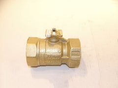 Johnson Controls VG1241FT Two-Way Plated Brass Trim NPT End Connections Ball Valve with Model VA9208-BGA-3 Spring-Return Open Without Switch Electric Actuator