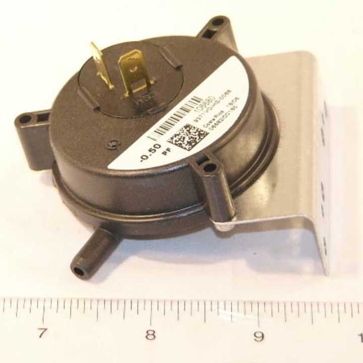 York S1-02435271000 Pressure Switch -0.5 WC SPNO Close-On Fall S1-024-35271-000