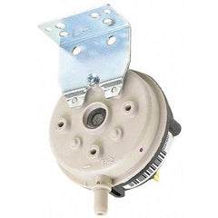 Heil Quaker 1170926 Pressure Switch 0.66 Inches WC Single Pole Single Throw