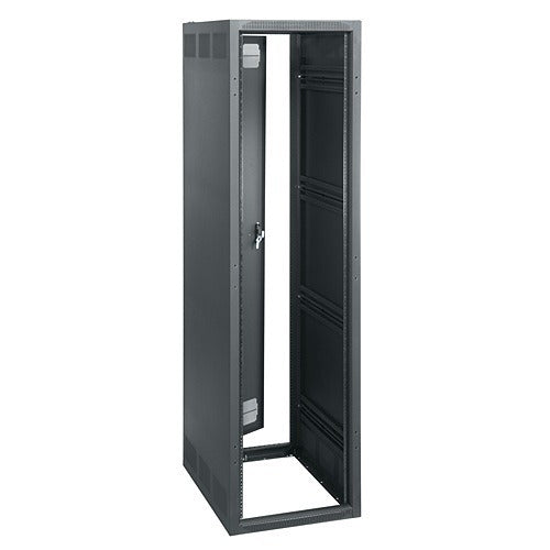 MIDDLE ATLANTIC Middle Atlantic BGR-45SA-32 45U 32in Freestanding Rack