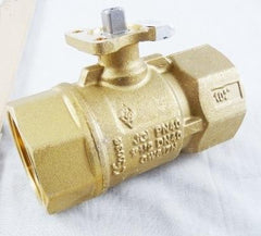 Johnson Controls VG1245ER Stainless Steel NPT Threaded End Connection Two-Way Ball Valves 29.2 Cv 1-1/2 Inch Size