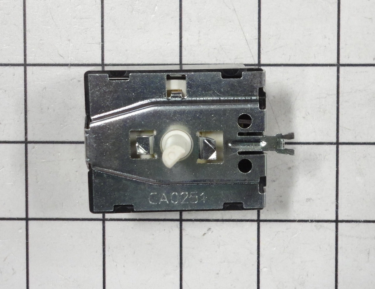 FRIGIDAIRE Frigidaire 134398300 Start Switch Rotary Each ELX134398300
