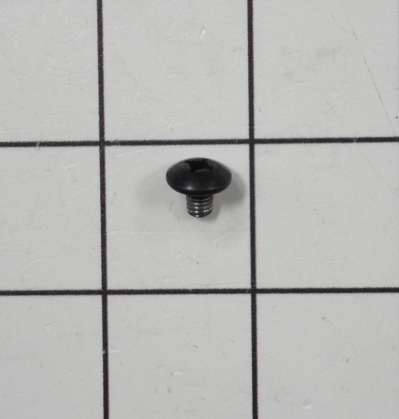 ELECTROLUX Electrolux 5304437044 Screw 10-32 x 1/4 (4) Replacement 75304437044