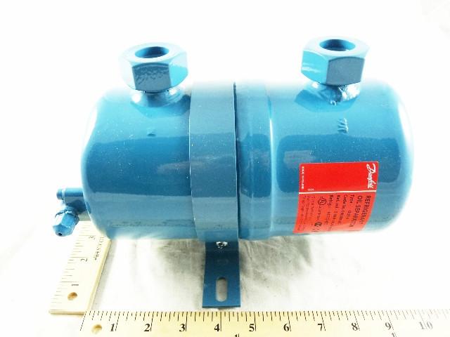 Danfoss 040B0040 Oil Separator 1 3/8 Inch Flare