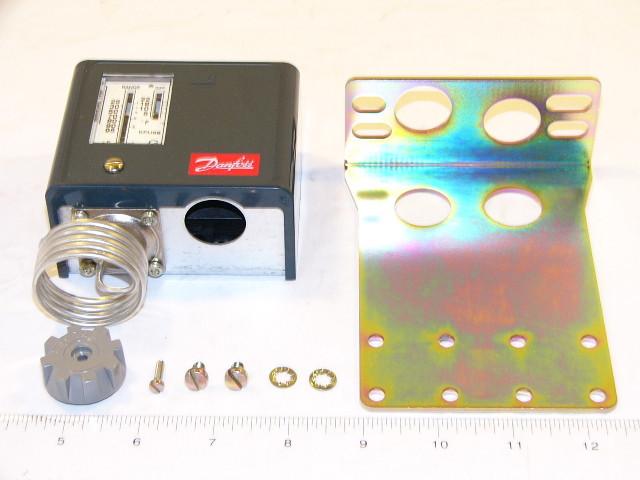 Danfoss 060L5215 KPU68 Temperature Control SPDT 25-95F Degrees Vapor Charge