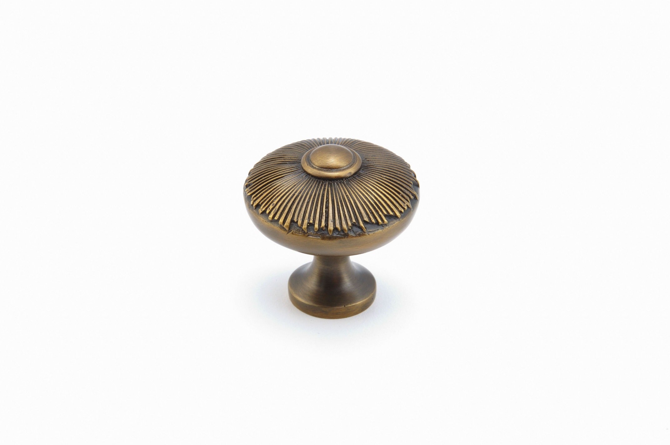 SCHAUB Schaub 974-ED Sunburst Cabinet Knob Estate Dover