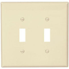 Eaton PJ2V EWD PJ2V Wallplate 2G Toggle Poly M