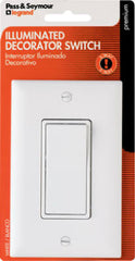 TRUE VALUE TM873WSLCCC5WP Pass & Seymour - Legrand White 3-Way Premium Decorator Lighted Quiet Switch