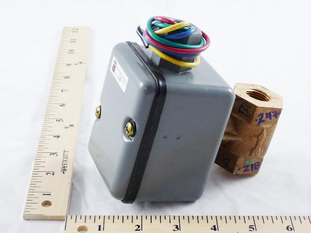 Johnson Controls F261MEH-V01C Low-Flow Flow Switch NEMA 4 Enclosure Replacement for F61MD-1C F61MD-1