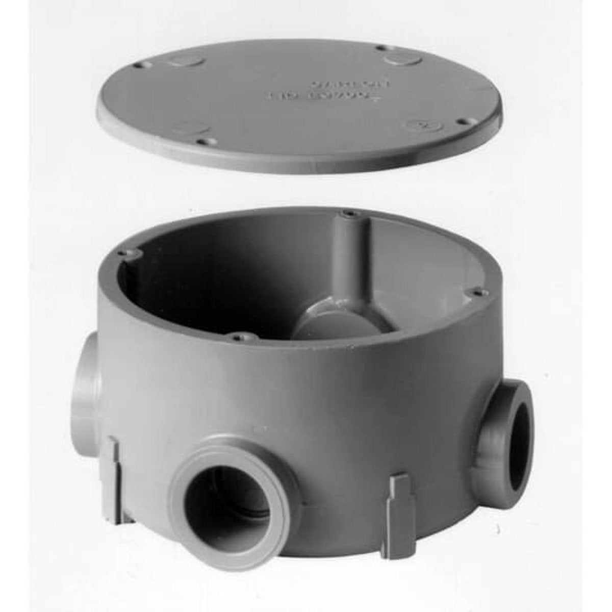 CARLON E970CD Type X Round Conduit Body with Cover 15.16 Cubic Inches