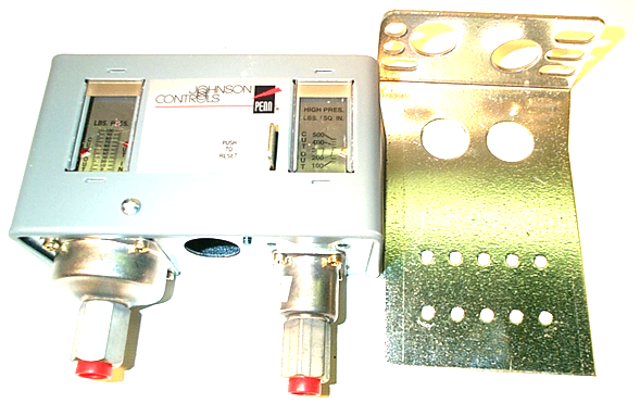 Johnson Controls P70MA-2 - 20"/100Ls,100/425M/Rhs,Amm.